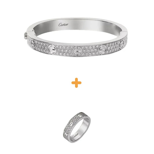 Ensemble deux pièces de la collection LOVE : un bracelet pavé classique et une bague pavée.