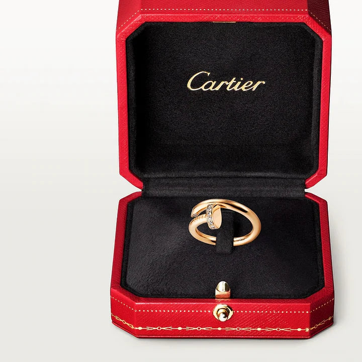 Ensemble de la collection « Juste un Clou » – bracelet et bague en diamants, style classique
