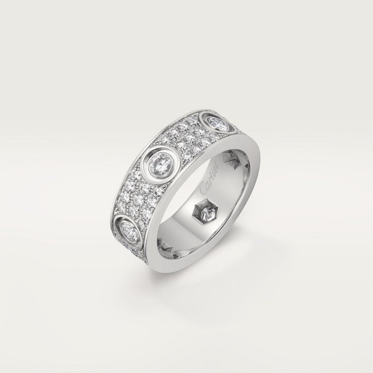 BAGUE CARTIER LOVE MODÈLE CLASSIQUE PAVÉE 6 DIAMANTS WHITE GOLD